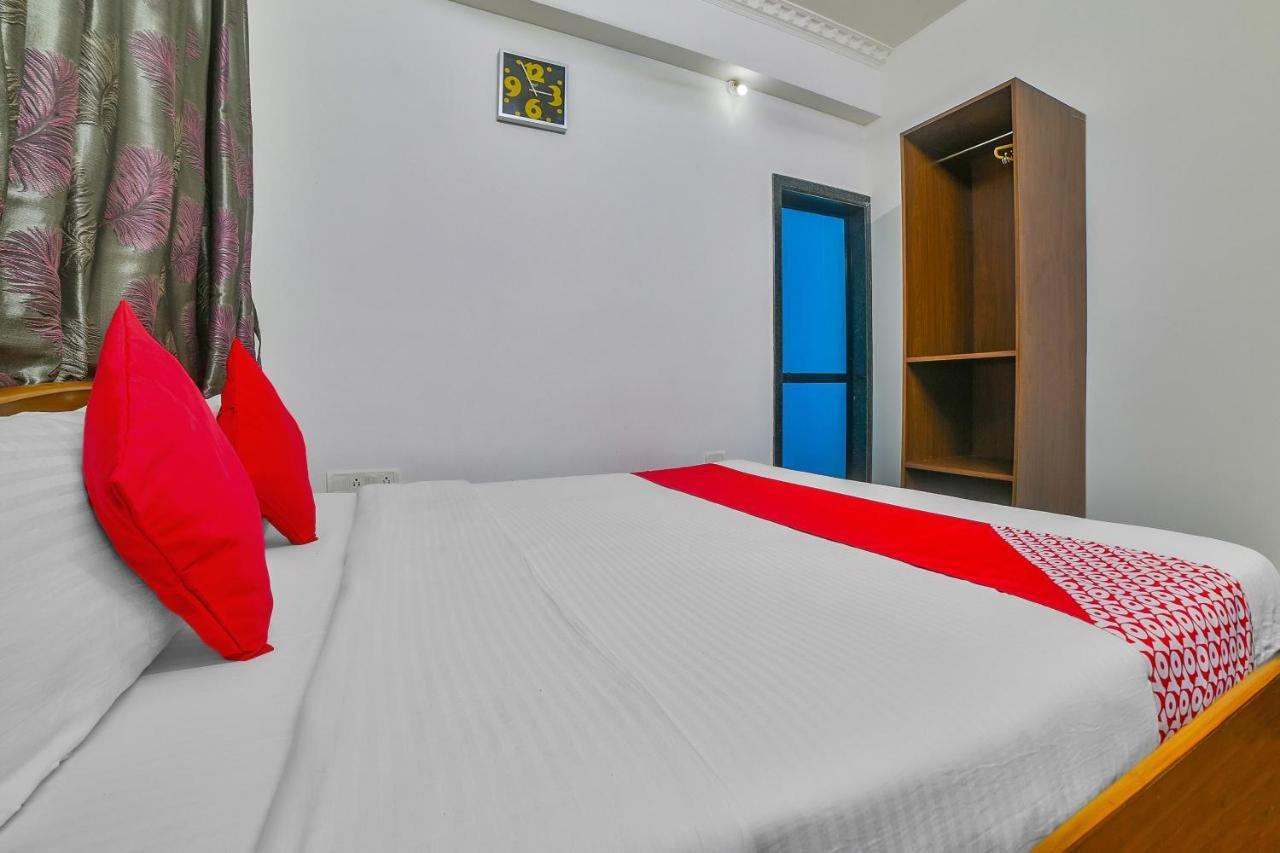 Oyo 35537 Nihaan Hospitality Hotel Bambolim Luaran gambar